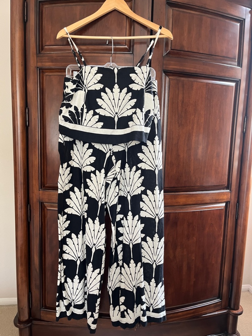 LOFT Black and Cream Tropical Print Crop Tank and Wide Leg Pants Set